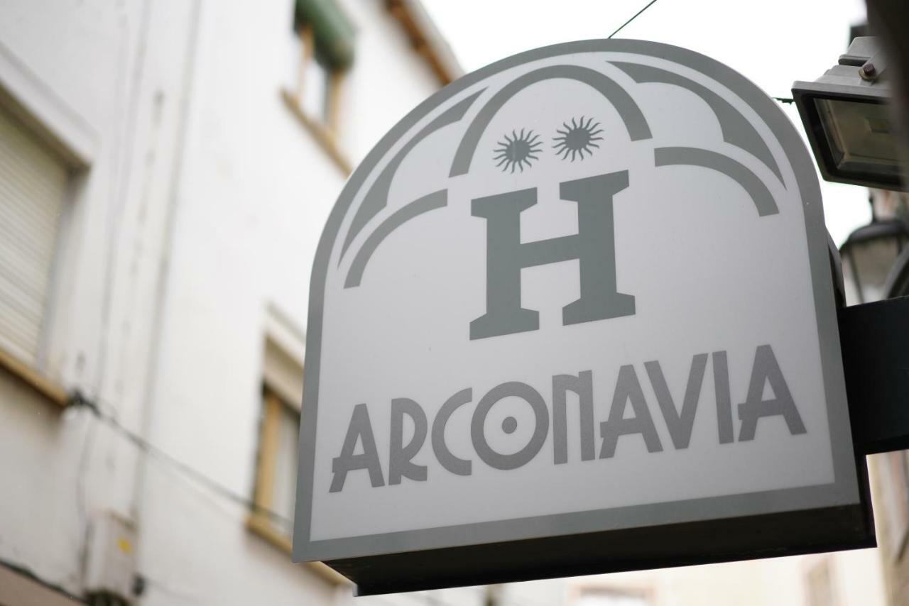 Hotel Arco Navia Exterior photo