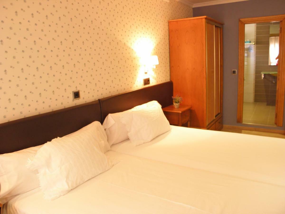 Hotel Arco Navia Exterior photo